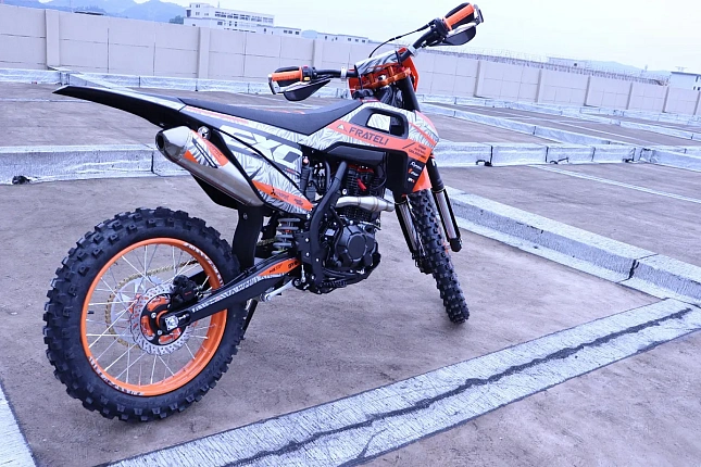 Кроссовый мотоцикл FRATELI EXC CB300F KKE