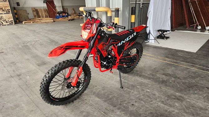 Кроссовый мотоцикл Sanchez Bandit YB300R